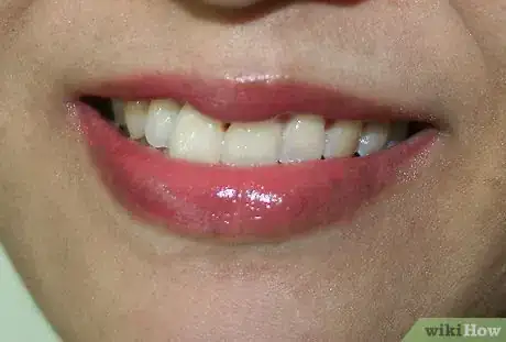 Image titled SilkySmoothLips Intro