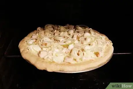 Image titled Make Chicken Alfredo Pizza Step 8