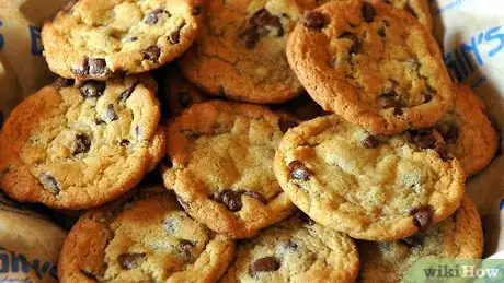 Image titled Bring Food to a Potluck Dinner Step 8