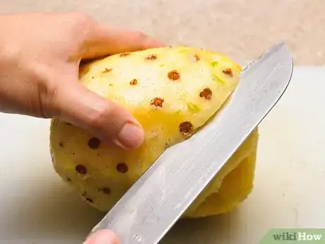 Image titled Make Pineapple Juice Step 5
