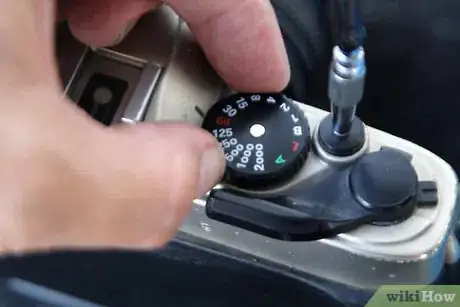 Image titled Photograph a Lunar Eclipse Step 26