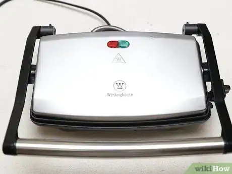 Image titled Make a Peanut Butter and Banana Sandwich Step 8