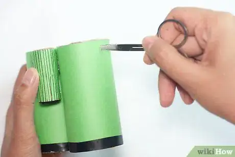 Image titled Make Binoculars from Toilet Roll Tubes Step 10Bullet1