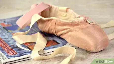 Image titled Paint Pointe Shoes Step 8