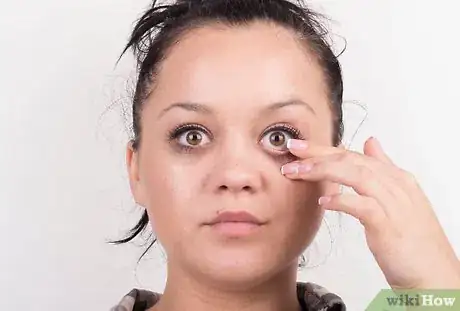 Image titled Make Your Eyelashes Grow Step 2