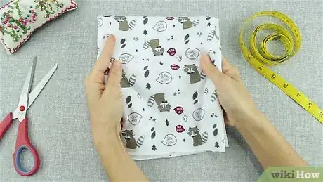 Image titled Sew Joey Pouch Liners Step 2