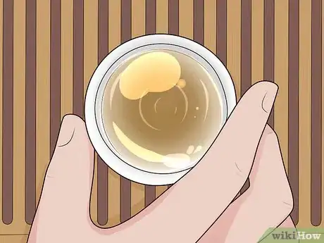 Image titled Hold a Chinese Tea Cup Step 1