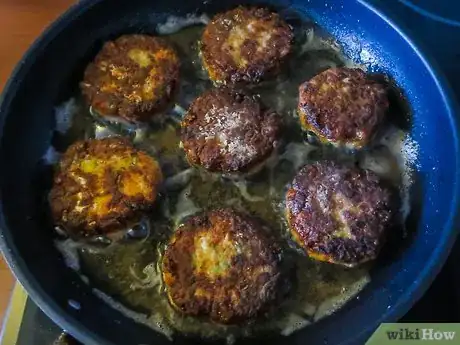 Image titled Make Crab Cakes Step 8