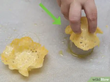 Image titled Make Parmesan Crisps Step 15