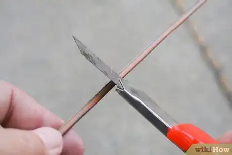 Image titled Make a Broom Using a Coconut Leaf Step 7