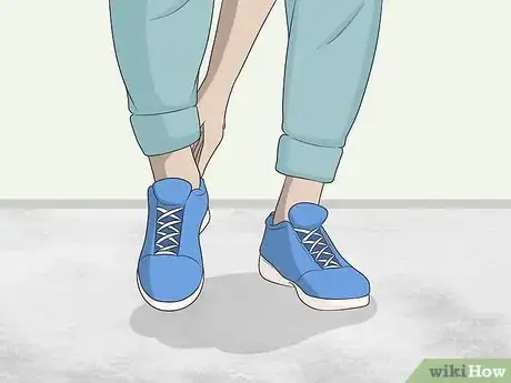 Image titled Prevent Shin Splints when Running Step 2