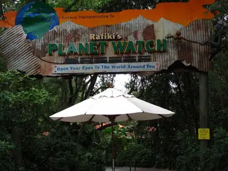 Image titled Disney's Animal Kingdom 5