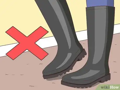 Image titled Prevent Static Hair Step 10