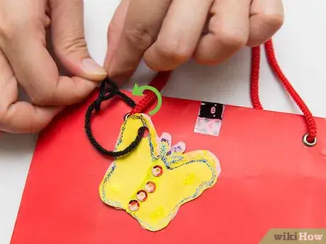 Image titled Make Gift Tags Step 26