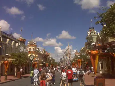 Image titled Main Street USA. Magic Kingdom, Walt Disney World