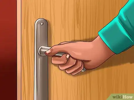 Image titled Allergy Proof a Child's Bedroom Step 4