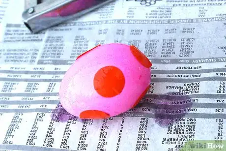 Image titled Dye Silhouettes Onto Easter Eggs Step 5