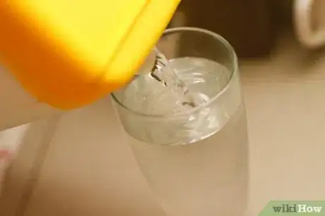 Image titled Lessen Underarm Sweating Step 6