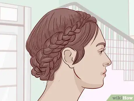 Image titled Wear Your Hair when You Ski Step 5