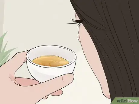 Image titled Hold a Chinese Tea Cup Step 7