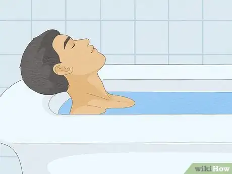 Image titled Keep Your Knees Warm in Winter Step 3