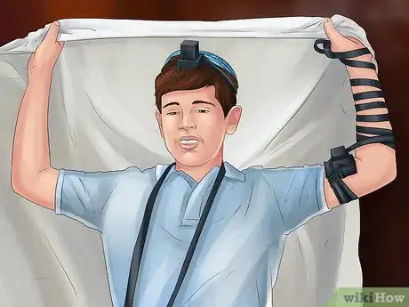 Image titled Observe the Morning Prayer in Orthodox Judiasm Step 6