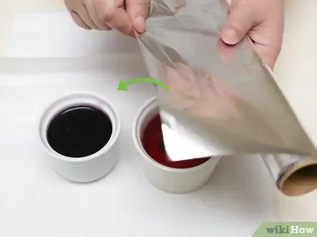 Image titled Dye Buttons Step 7