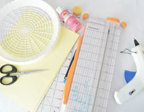 Image titled Make a Paper Dahlia step1