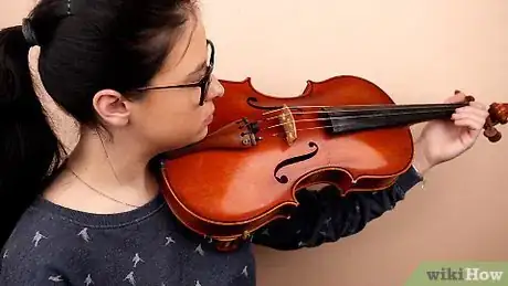 Image titled Hold a Viola Step 5