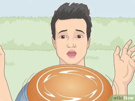Image titled Make a Perfect Frisbee Catch Step 1