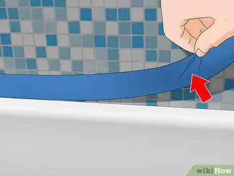 Image titled Refinish Bathtubs Step 16