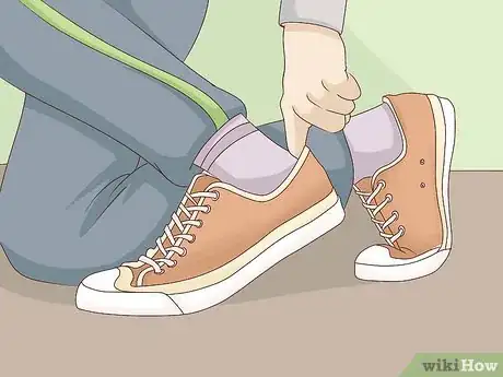 Image titled Buy Sneakers Step 3.jpeg