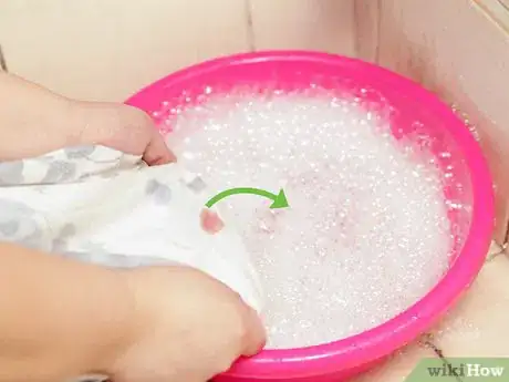 Image titled Get Blood out of Sheets Step 8