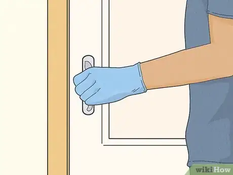 Image titled Avoid Touching Door Handles Step 7