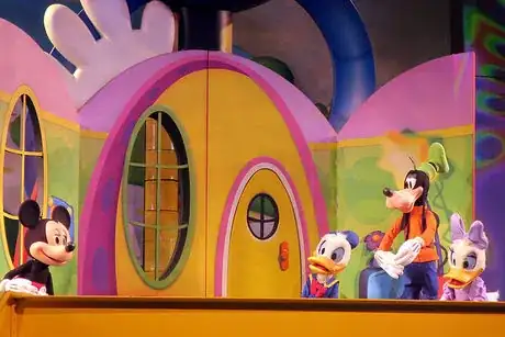 Image titled DHS Disney Junior Live on Stage at Stage Level