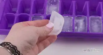 Cover up Blackheads With Makeup