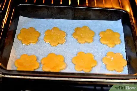 Image titled Make Vegan Gingerbread Cookies Step 9