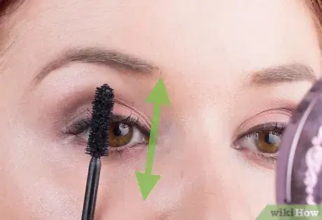 Image titled Make Clumpy Eyelashes Step 9