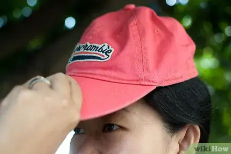 Image titled See the Screen of a Digital Camera when the Sunlight Makes a Glare Step 5