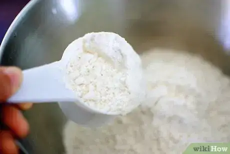 Image titled Make Homemade Pizza Hut Breadsticks Step 1