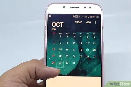 Image titled Make Sugar Paste Penguins Step 1