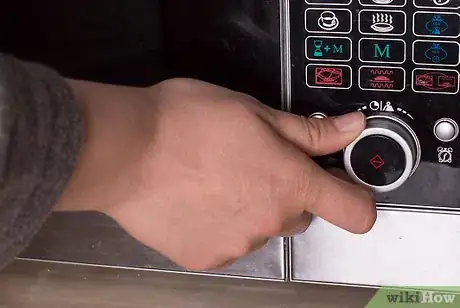 Image titled Toast Sunflower Seeds Step 5