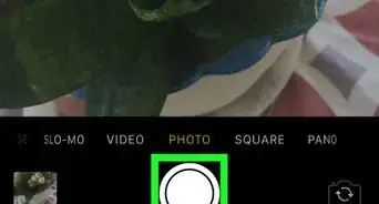 Use AE/AF Lock on an iPhone Camera