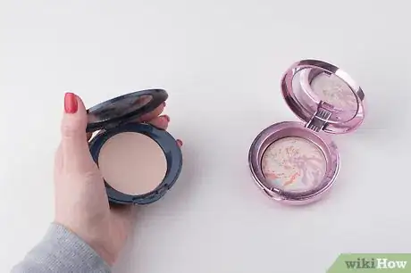 Image titled Apply Eyeliner to Another Person Step 7