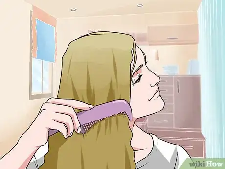 Image titled Comb Long Hair Step 12