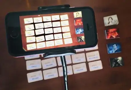 Image titled CodenamesZoomPhone1