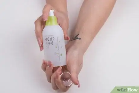 Image titled Choose an Exfoliating Cream Step 7