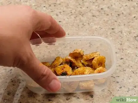 Image titled Dehydrate Bananas Step 15