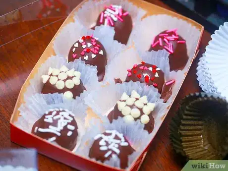 Image titled Make Graham Balls Step 13