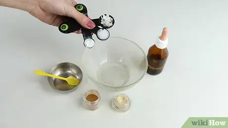 Image titled Make Natural Lipstick Step 1